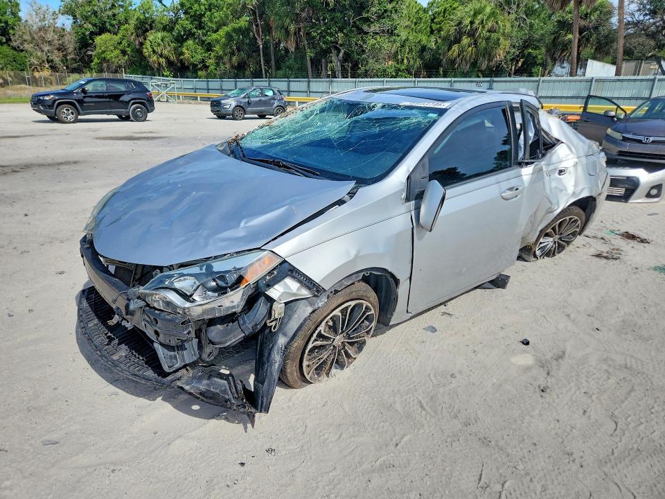 2016 Toyota Corolla მანქანა იყიდება აუქციონზე, vin: 5YFBURHE0GP476752, აუქციონის ნომერი: 52543746