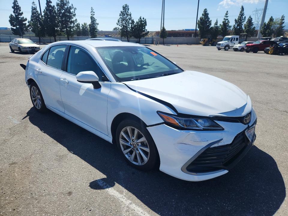 2024 Toyota Camry მანქანა იყიდება აუქციონზე, vin: 4T1C11AK3RU903969, აუქციონის ნომერი: 54172936