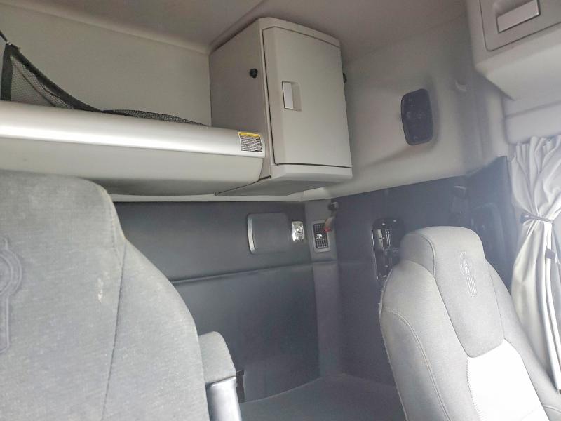 Продаж на аукціоні авто 2023 Kenworth Construction, vin: 1XKZD40X1PJ953535, номер лоту: 51762696