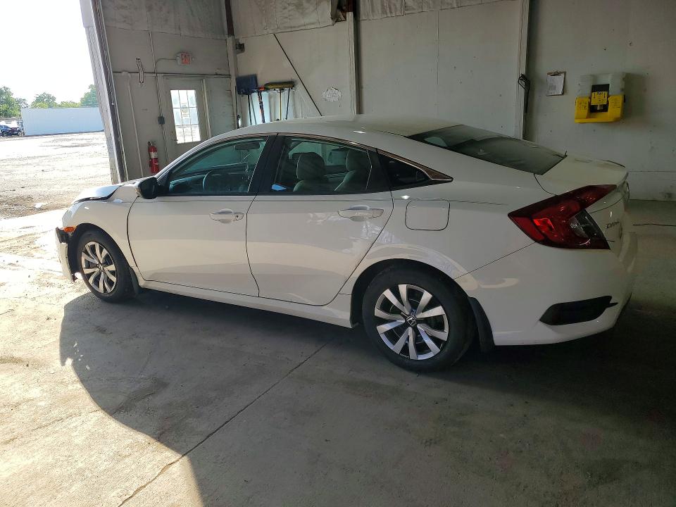 53521696 :رقم المزاد ، 19XFC2F56HE022930 vin ، 2017 Honda Civic مزاد بيع