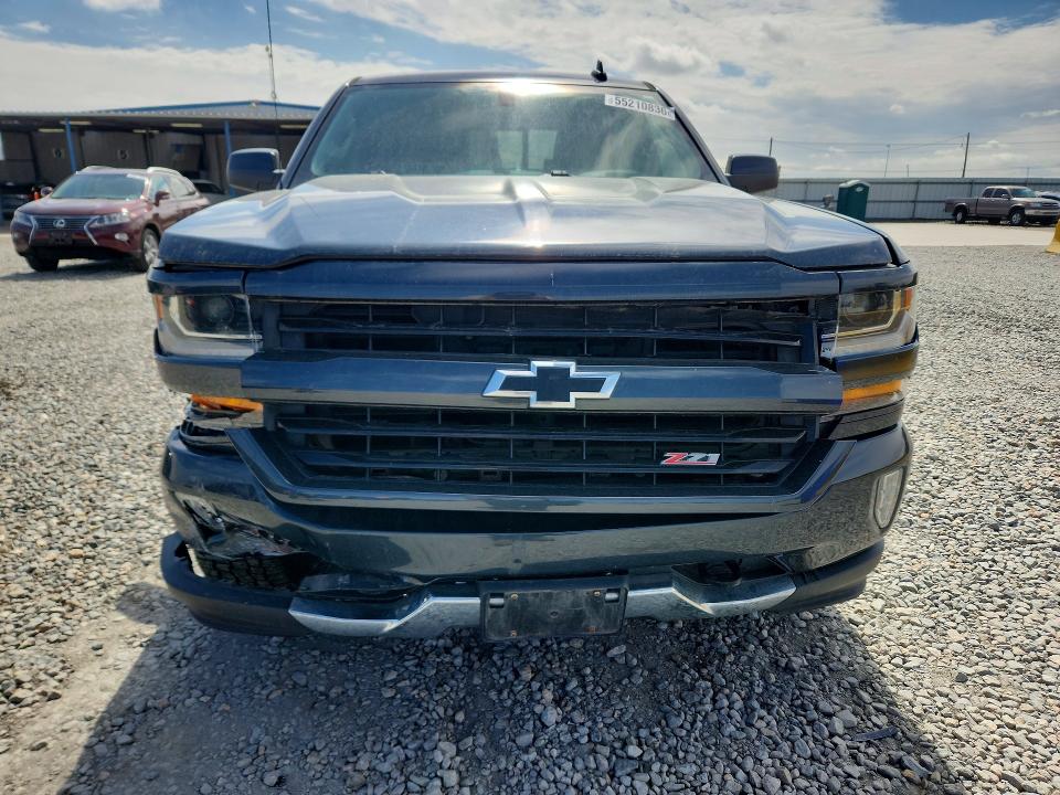 Продажа на аукционе авто 2018 Chevrolet Silverado, vin: 3GCUKREC7JG347485, номер лота: 55210836