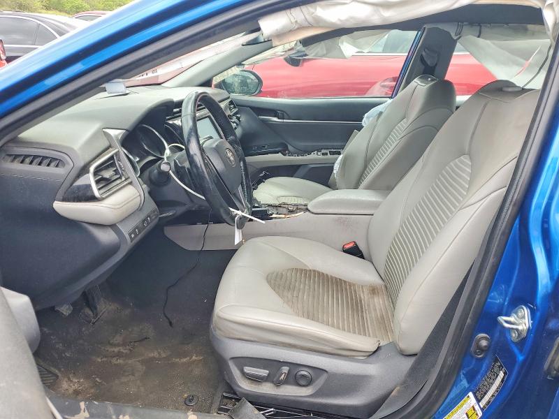 52347726 :رقم المزاد ، 4T1G11AK5LU352873 vin ، 2020 Toyota Camry مزاد بيع
