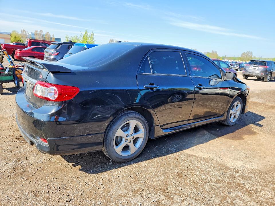 53248306 :رقم المزاد ، 2T1BU4EE6BC712689 vin ، 2011 Toyota Corolla مزاد بيع