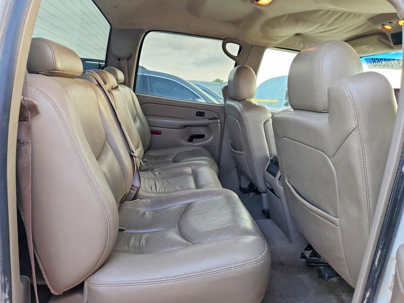 Продаж на аукціоні авто 2004 Chevrolet Silverado, vin: 1GCGK23UX4F104727, номер лоту: 53720366