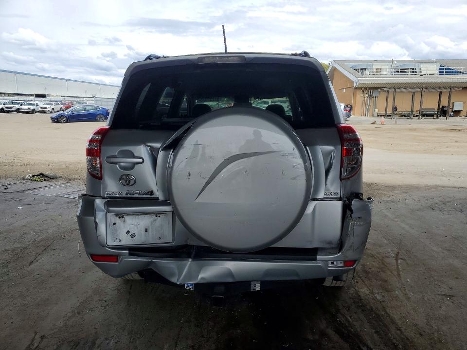 2010 Toyota Rav4 მანქანა იყიდება აუქციონზე, vin: JTMBF4DVXAD039192, აუქციონის ნომერი: 52233526