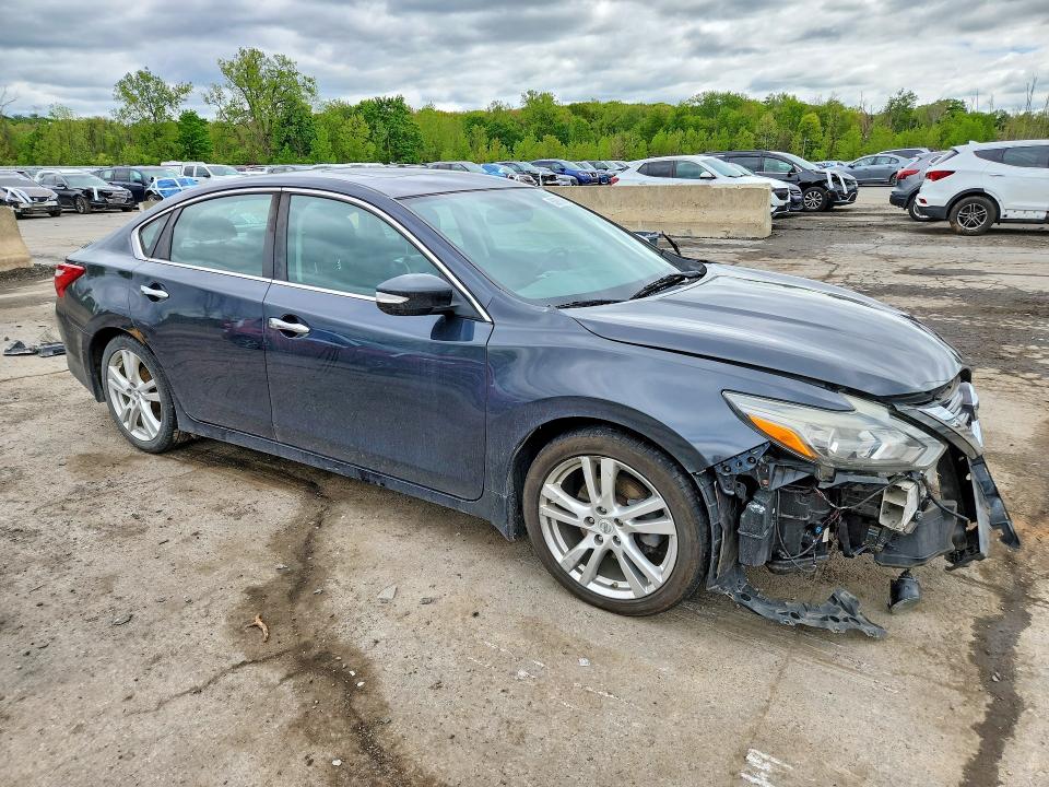 2016 Nissan Altima მანქანა იყიდება აუქციონზე, vin: 1N4BL3AP2GC167214, აუქციონის ნომერი: 53975946