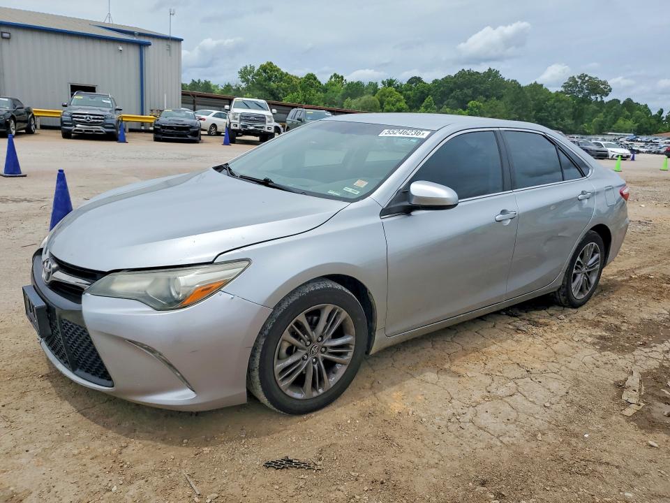 Aukcja sprzedaży 2015 Toyota Camry, vin: 4T1BF1FK7FU007126, numer aukcji: 55246236