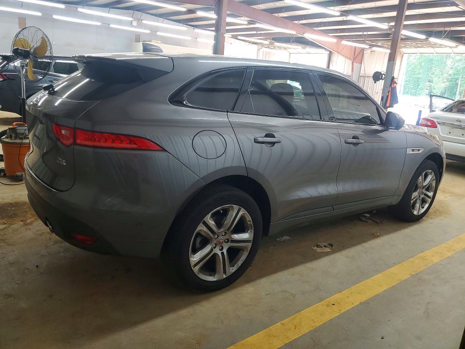 Продажа на аукционе авто 2017 Jaguar F-pace, vin: SADCL2BV4HA076582, номер лота: 52035356