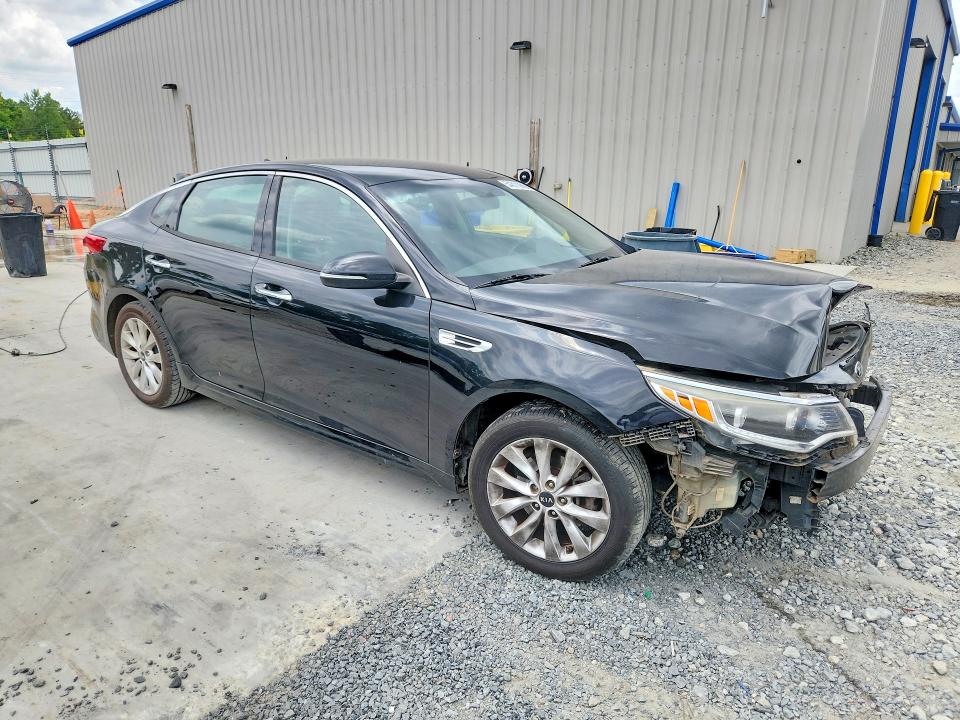 2017 Kia Optima მანქანა იყიდება აუქციონზე, vin: 5XXGU4L31HG124255, აუქციონის ნომერი: 54311986