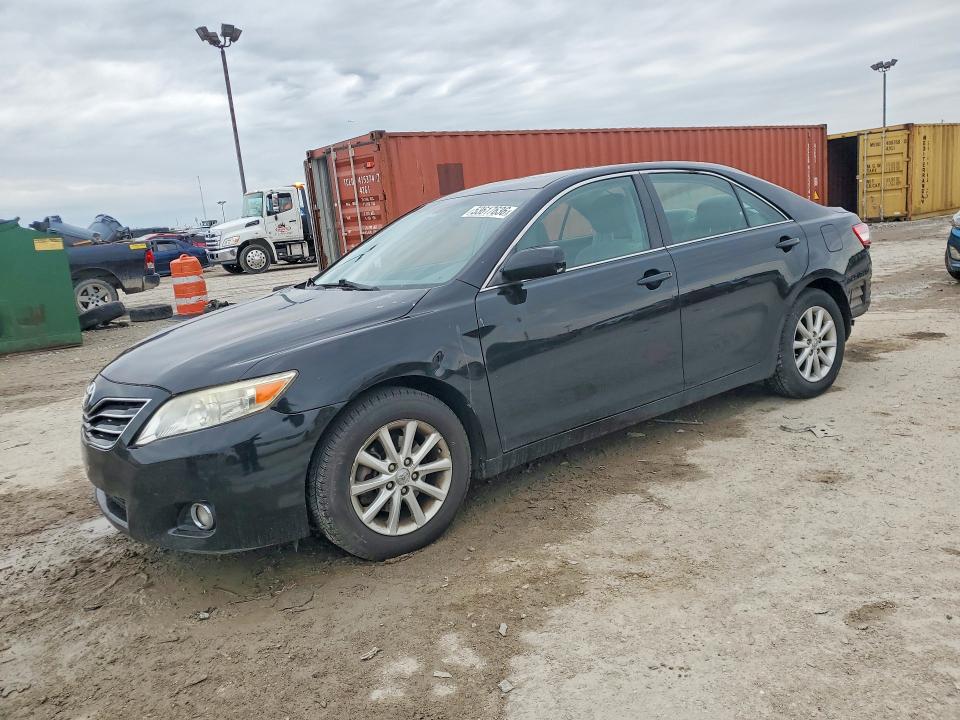 53617636 :رقم المزاد ، 4T1BF3EK9BU147251 vin ، 2011 Toyota Camry مزاد بيع