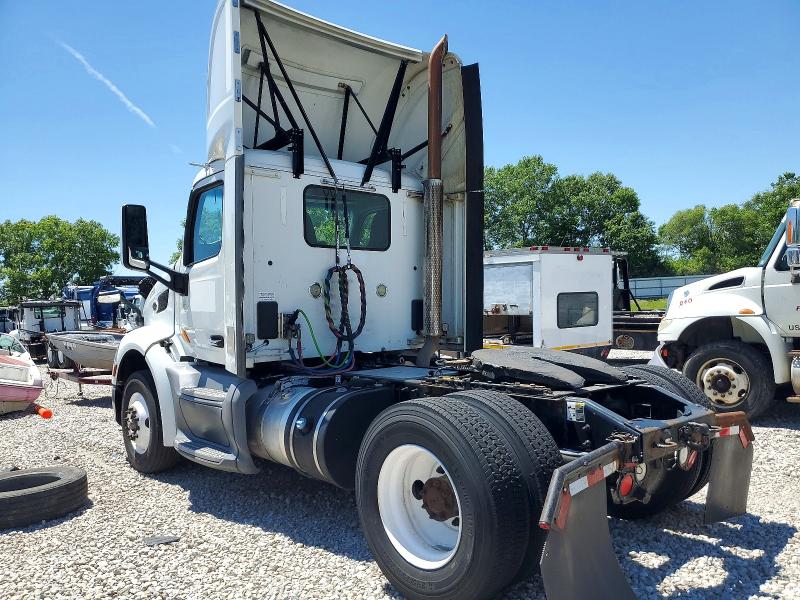 Продажа на аукционе авто 2016 Peterbilt 579, vin: 1XPBA48XXGD354432, номер лота: 50615956