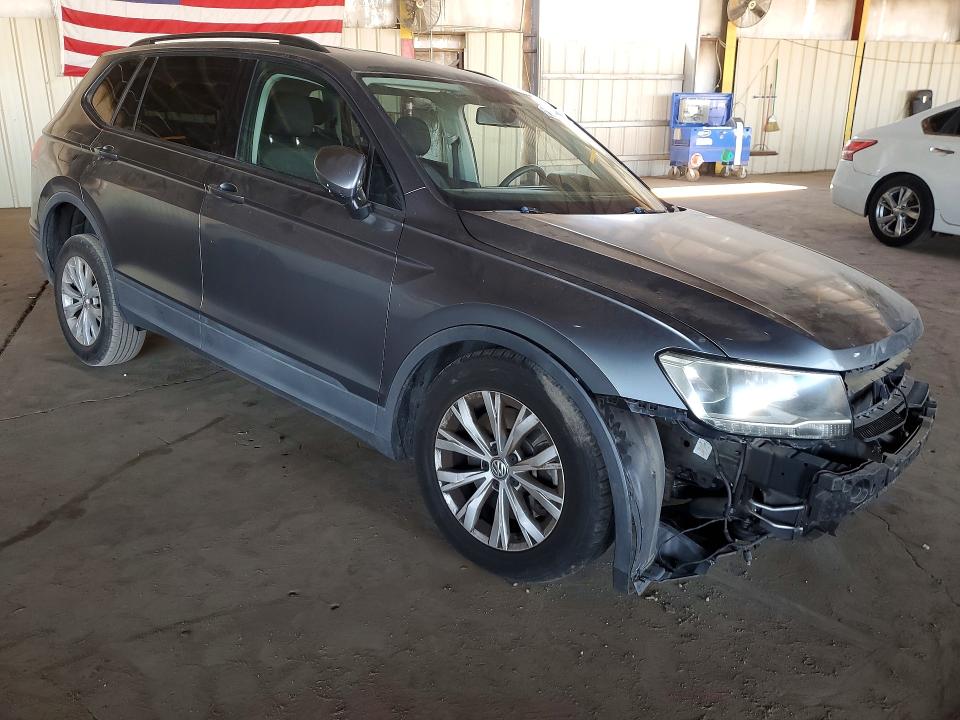 2020 Volkswagen Tiguan მანქანა იყიდება აუქციონზე, vin: 3VV1B7AX8LM150900, აუქციონის ნომერი: 52968376