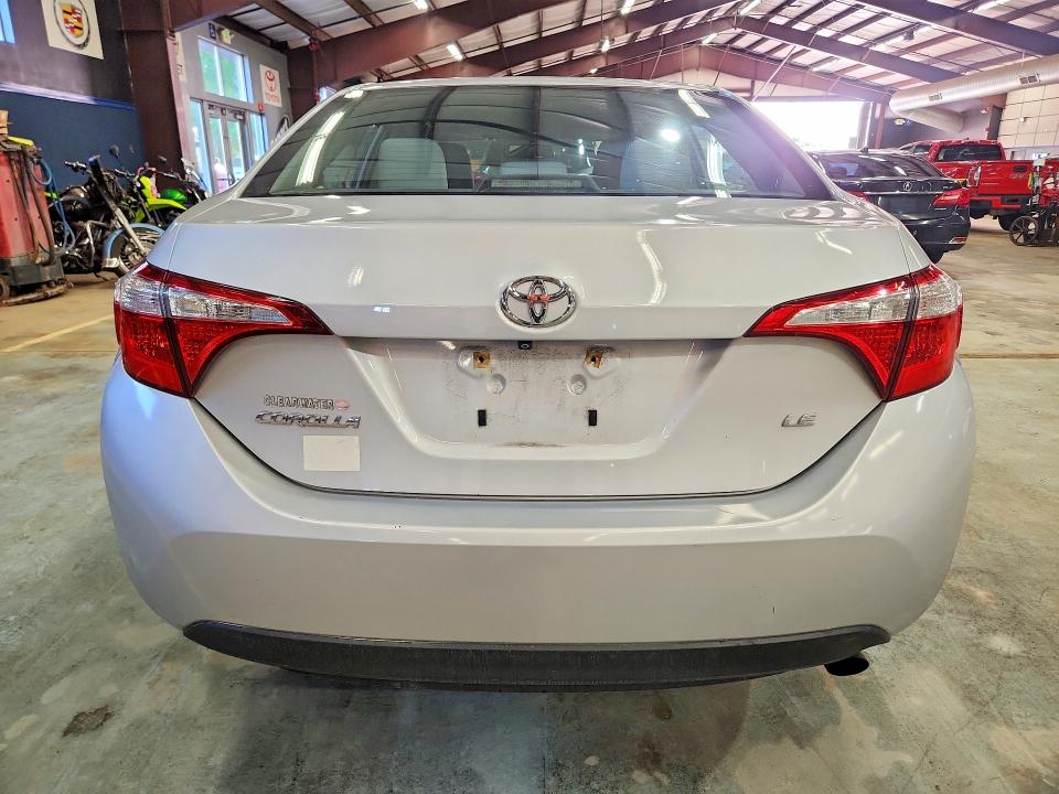 53592796 :رقم المزاد ، 2T1BURHE6FC275579 vin ، 2015 Toyota Corolla مزاد بيع