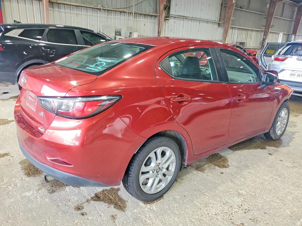 54426566 :رقم المزاد ، 3MYDLBYV1JY303902 vin ، 2018 Toyota Yaris Ia مزاد بيع