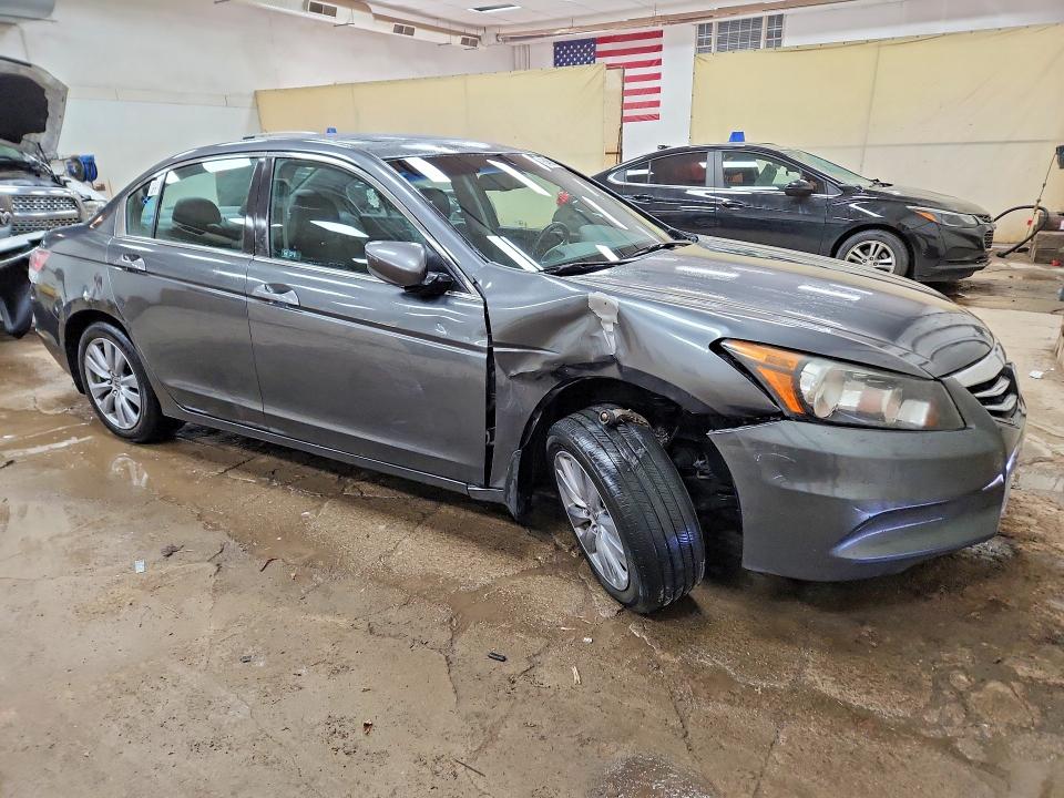2011 Honda Accord მანქანა იყიდება აუქციონზე, vin: 1HGCP2F81BA119241, აუქციონის ნომერი: 54606496