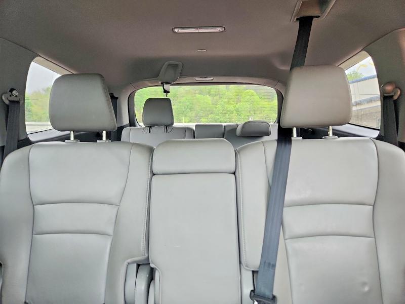 Продаж на аукціоні авто 2017 Honda Pilot, vin: 5FNYF6H92HB076887, номер лоту: 52307386