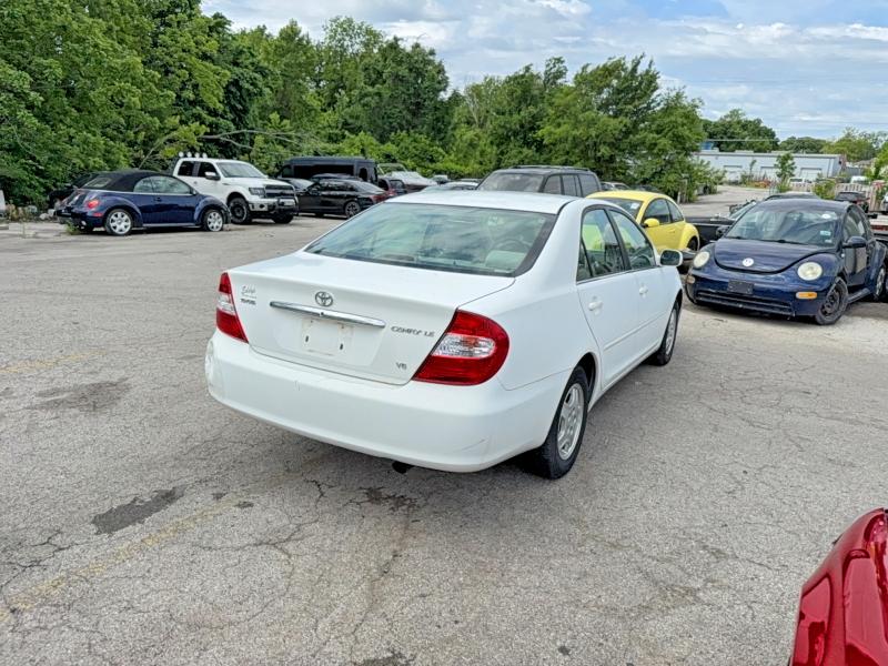 53919696 :رقم المزاد ، 4T1BF32KX3U060738 vin ، 2003 Toyota Camry مزاد بيع