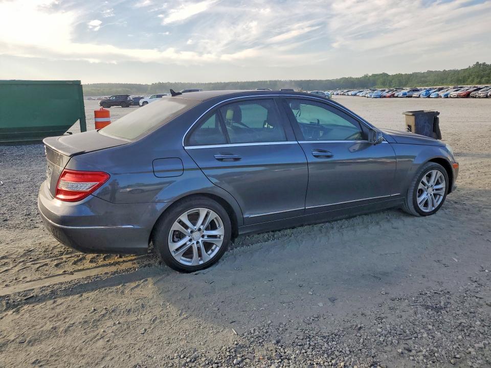 53932446 :رقم المزاد ، WDDGF4HB5ER307330 vin ، 2014 Mercedes-benz C مزاد بيع