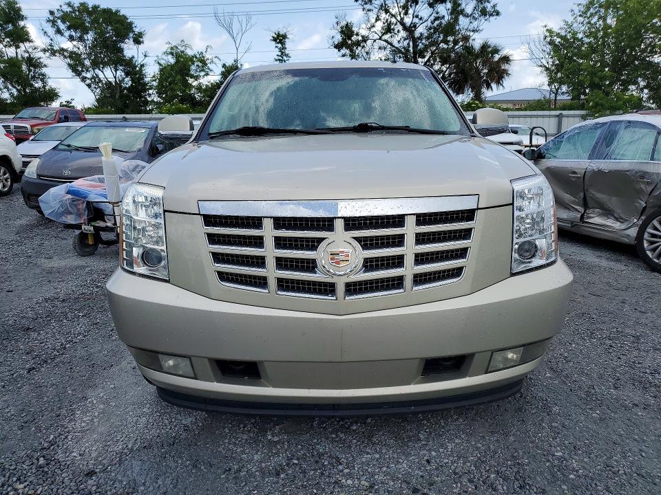 2013 Cadillac Escalade მანქანა იყიდება აუქციონზე, vin: 1GYS3AEF9DR148873, აუქციონის ნომერი: 55513686