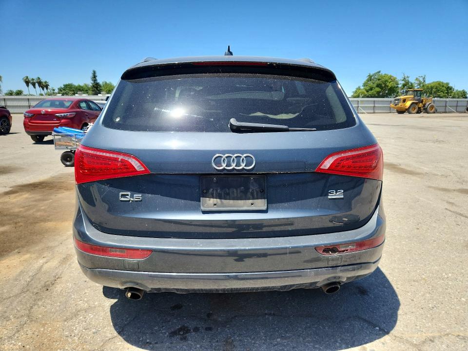 Продажа на аукционе авто 2010 Audi Q5, vin: WA1CKAFP3AA012330, номер лота: 52950116
