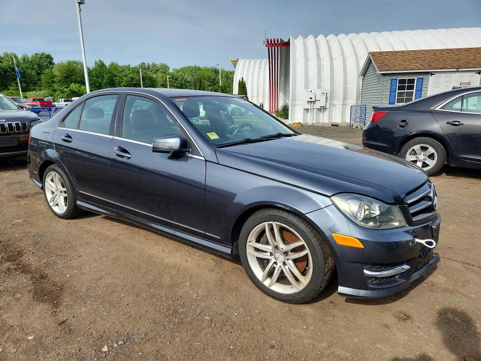 Продажа на аукционе авто 2014 Mercedes-benz C, vin: WDDGF8AB3EG183071, номер лота: 54720276