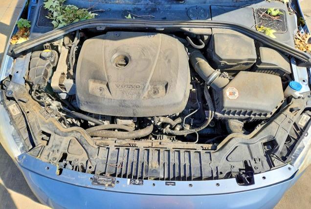 2018 Volvo S60 მანქანა იყიდება აუქციონზე, vin: LYV402TK2JB185618, აუქციონის ნომერი: 52130356