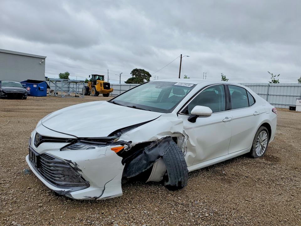 Auction sale of the 2018 Toyota Camry, vin: 4T1B11HK3JU113982, lot number: 53973036