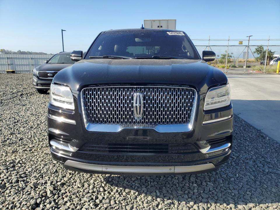 Продажа на аукционе авто 2018 Lincoln Navigator, vin: 5LMJJ2LT1JEL21366, номер лота: 54525846