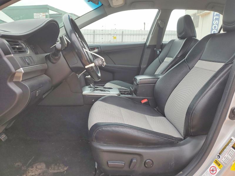 52582856 :رقم المزاد ، 4T1BF1FK5EU343839 vin ، 2014 Toyota Camry مزاد بيع