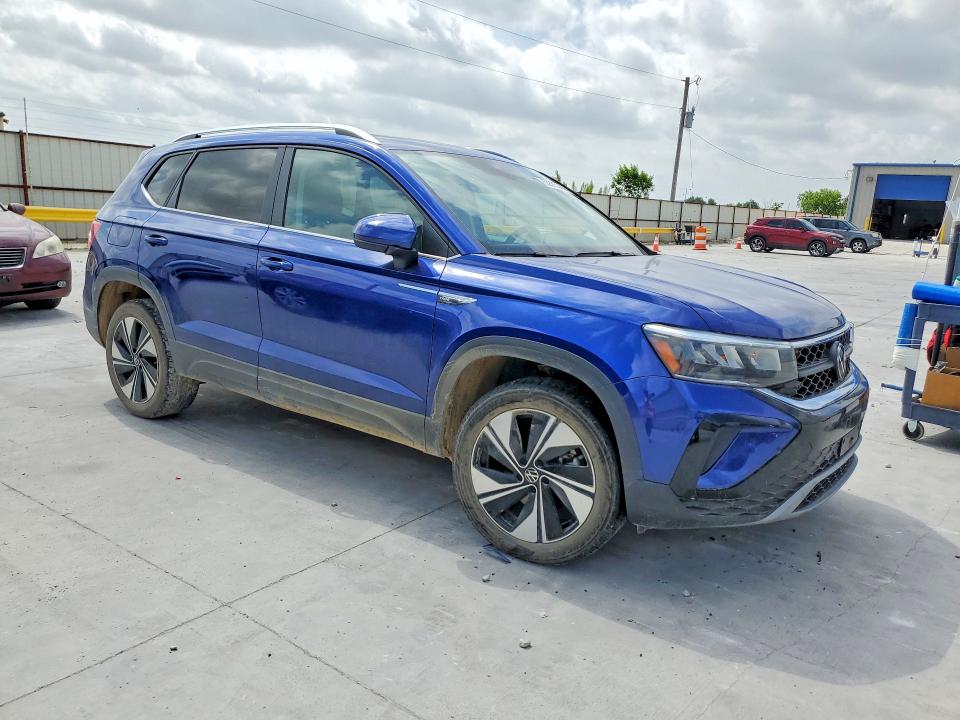 2024 Volkswagen Taos მანქანა იყიდება აუქციონზე, vin: 3VVVX7B22RM015961, აუქციონის ნომერი: 53565306