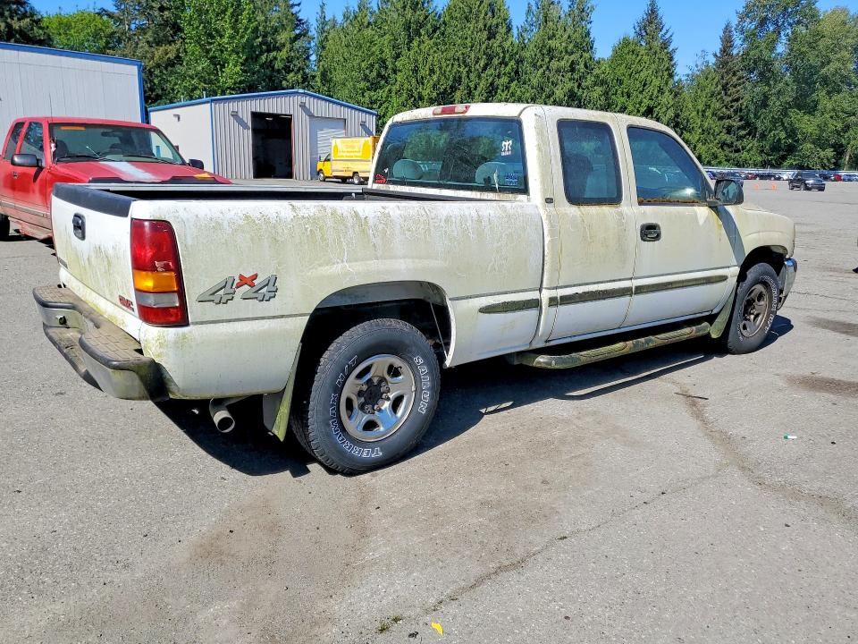 Продаж на аукціоні авто 2001 Gmc New Sierra, vin: 2GTEK19V711331863, номер лоту: 52963316
