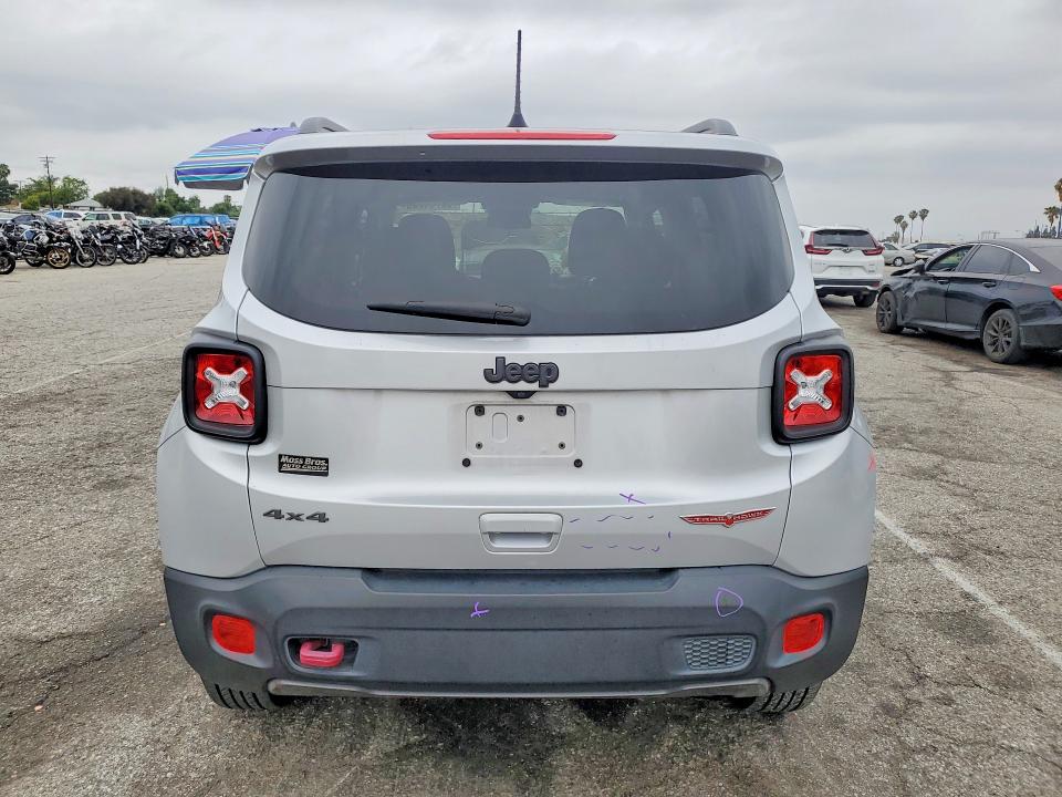 2020 Jeep Renegade მანქანა იყიდება აუქციონზე, vin: ZACNJBC15LPL03905, აუქციონის ნომერი: 52751756