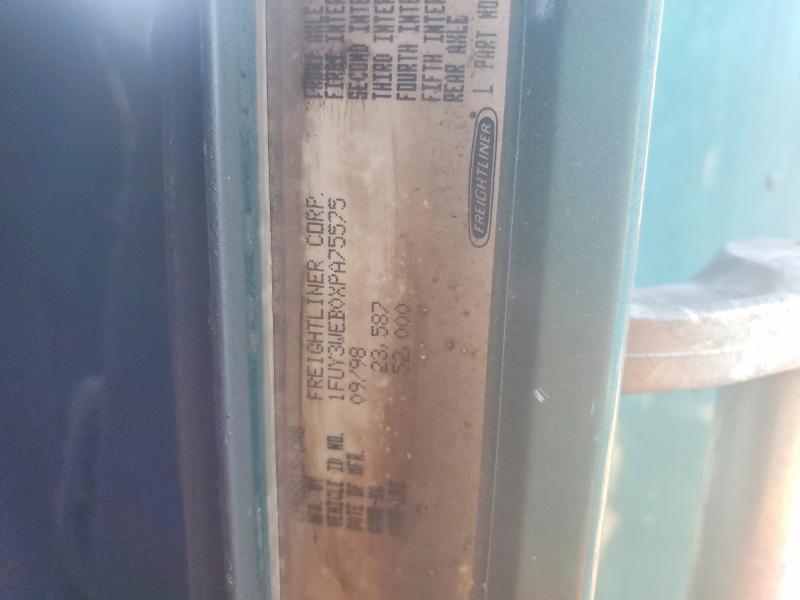 52703476 :رقم المزاد ، 1FUY3WEB0XPA75575 vin ، 1999 Freigliner Conventional مزاد بيع