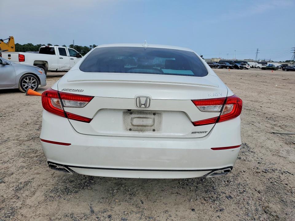 51032546 :رقم المزاد ، 1HGCV1F38LA044012 vin ، 2020 Honda Accord مزاد بيع