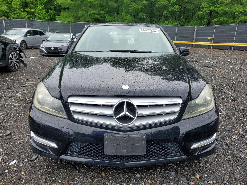 Продажа на аукционе авто 2012 Mercedes-benz C, vin: WDDGF8BB6CR198163, номер лота: 54535926