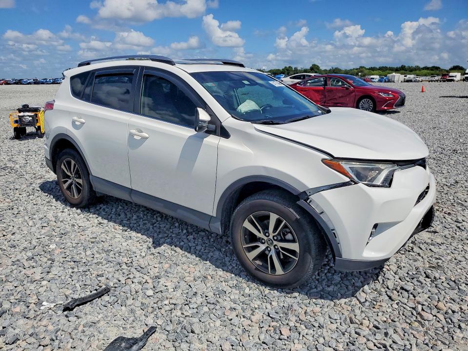 Продажа на аукционе авто 2018 Toyota Rav4, vin: JTMWFREV3JJ735617, номер лота: 54170496