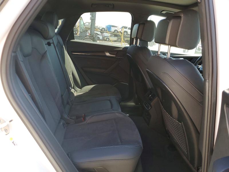 Продажа на аукционе авто 2022 Audi Sq5, vin: WA114AFY2N2042218, номер лота: 53264756
