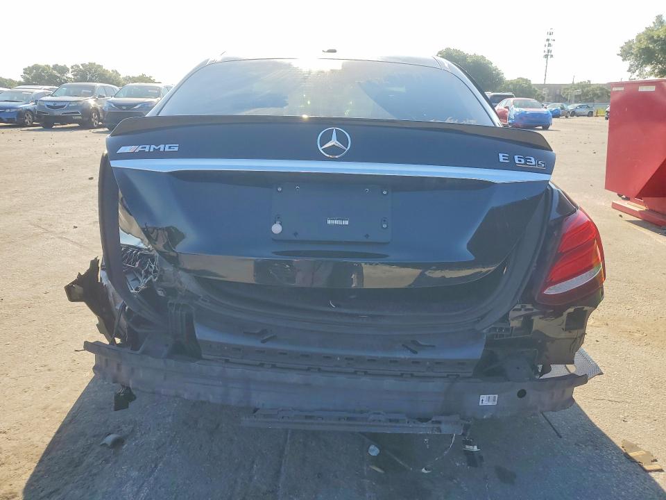 53875486 :رقم المزاد ، WDDZF8KBXJA270759 vin ، 2018 Mercedes-benz E مزاد بيع