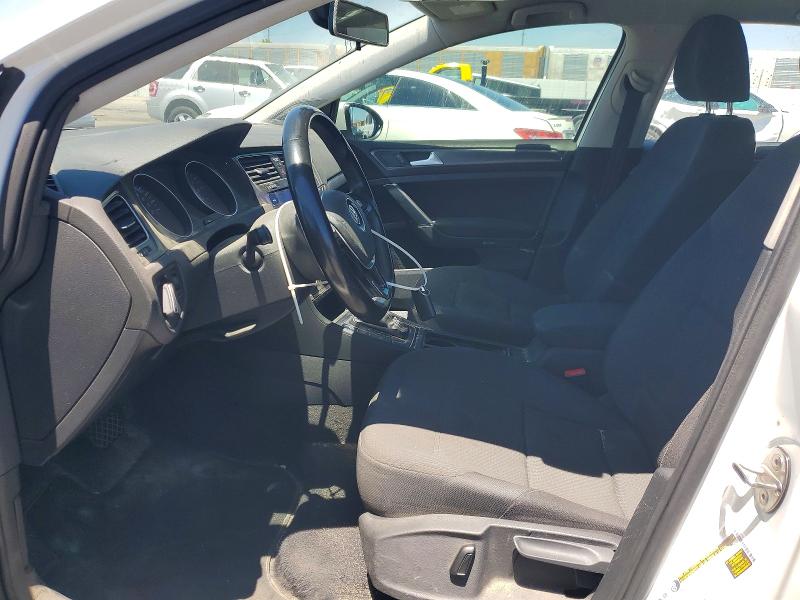 53119056 :رقم المزاد ، WVWKR7AU8HW950561 vin ، 2017 Volkswagen E-golf مزاد بيع