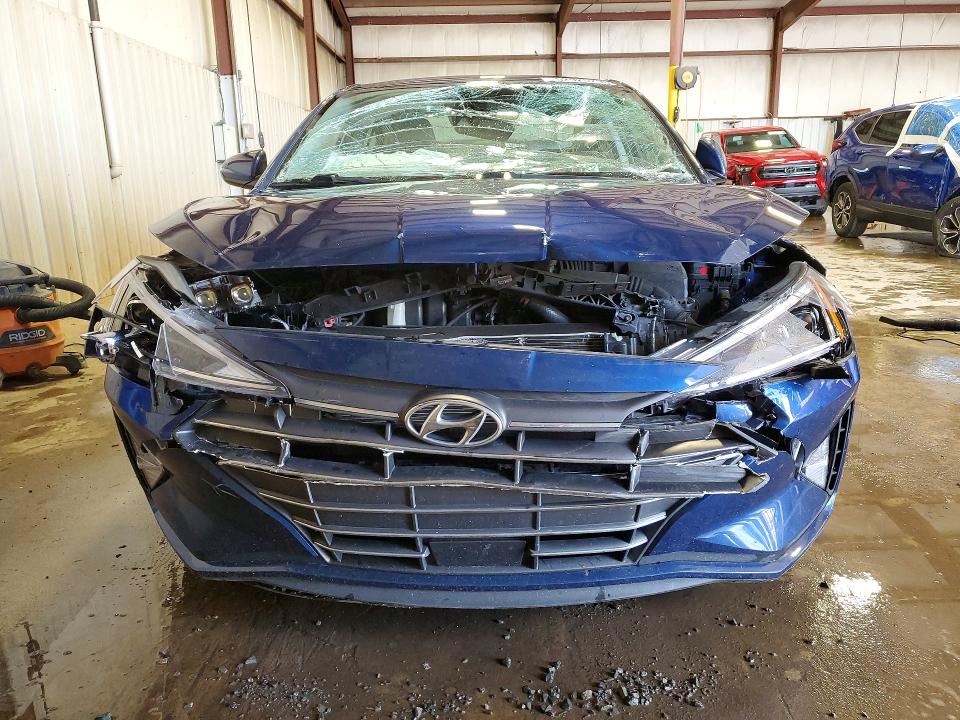 2020 Hyundai Elantra მანქანა იყიდება აუქციონზე, vin: 5NPD84LF5LH577552, აუქციონის ნომერი: 52925296