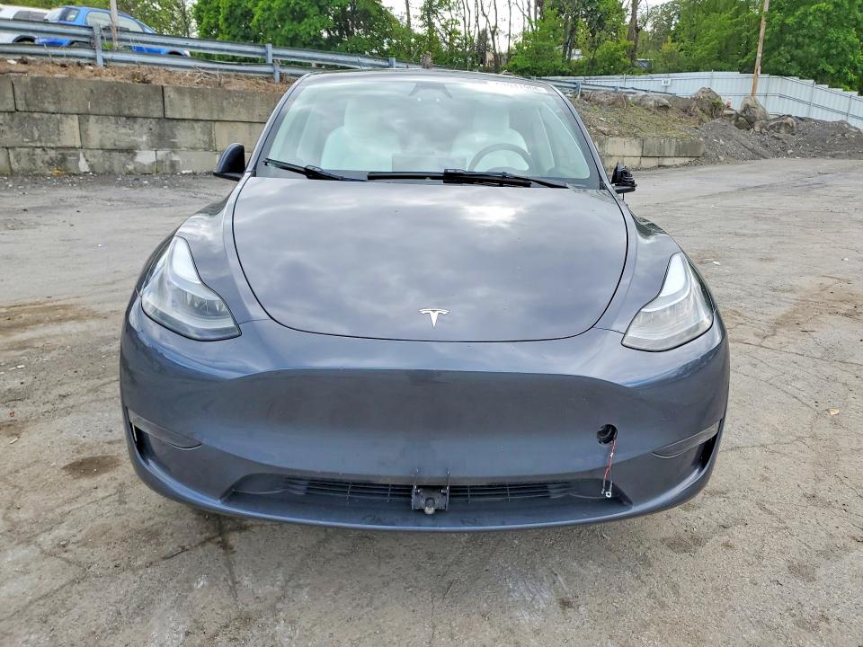 53931906 :رقم المزاد ، 7SAYGDEE6PF868433 vin ، 2023 Tesla Model Y مزاد بيع