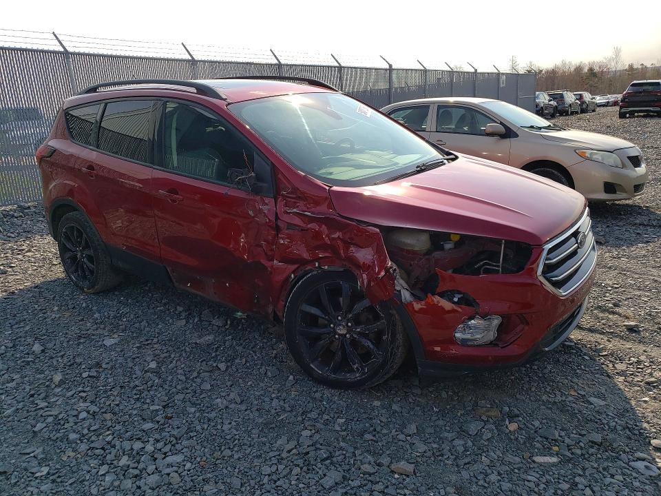 2019 Ford Escape მანქანა იყიდება აუქციონზე, vin: 1FMCU9J98KUB72206, აუქციონის ნომერი: 54043296