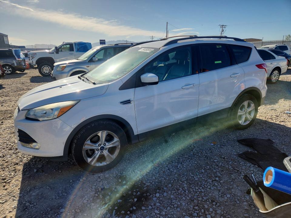 Продажа на аукционе авто 2016 Ford Escape, vin: 1FMCU0GX2GUB99524, номер лота: 54450916