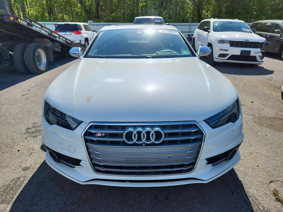52743846 :رقم المزاد ، WAUW2AFC4GN085821 vin ، 2016 Audi S7 مزاد بيع