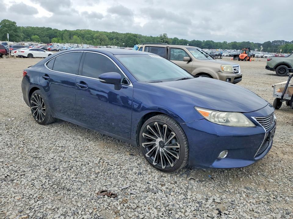 Продажа на аукционе авто 2015 Lexus Es, vin: JTHBK1GG4F2153374, номер лота: 52364936