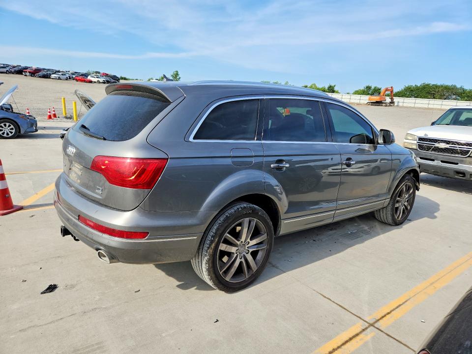 Продажа на аукционе авто 2015 Audi Q7, vin: WA1LMAFE5FD031427, номер лота: 53434366