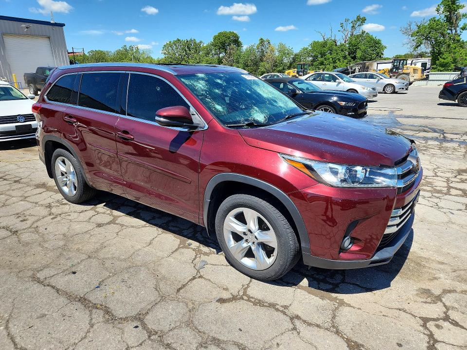 51983866 :رقم المزاد ، 5TDDZRFH7JS809888 vin ، 2018 Toyota Highlander مزاد بيع