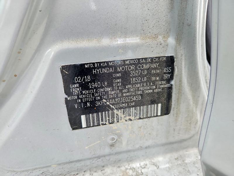 Продажа на аукционе авто 2018 Hyundai Accent, vin: 3KPC24A37JE025459, номер лота: 52643116