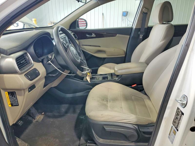 54860596 :رقم المزاد ، 5XYPGDA58HG216227 vin ، 2017 Kia Sorento مزاد بيع