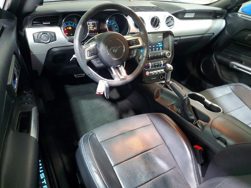 53971986 :رقم المزاد ، 1FATP8UH8H5228341 vin ، 2017 Ford Mustang مزاد بيع